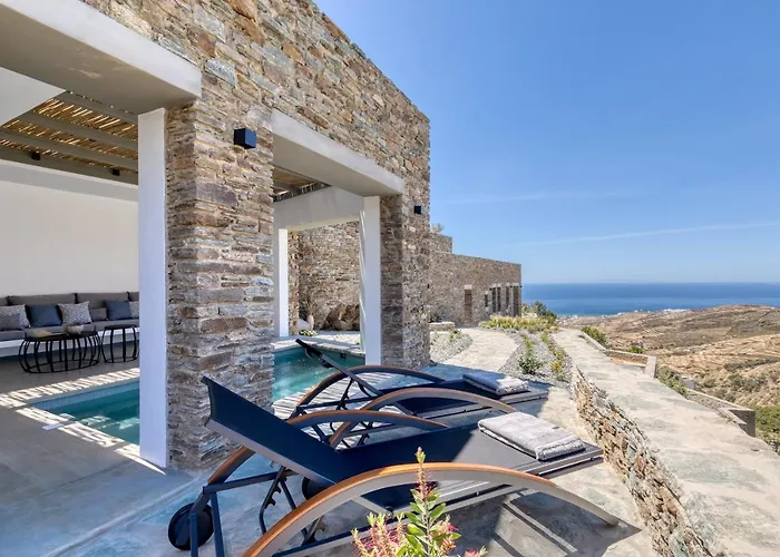 Tinos Dove Suites