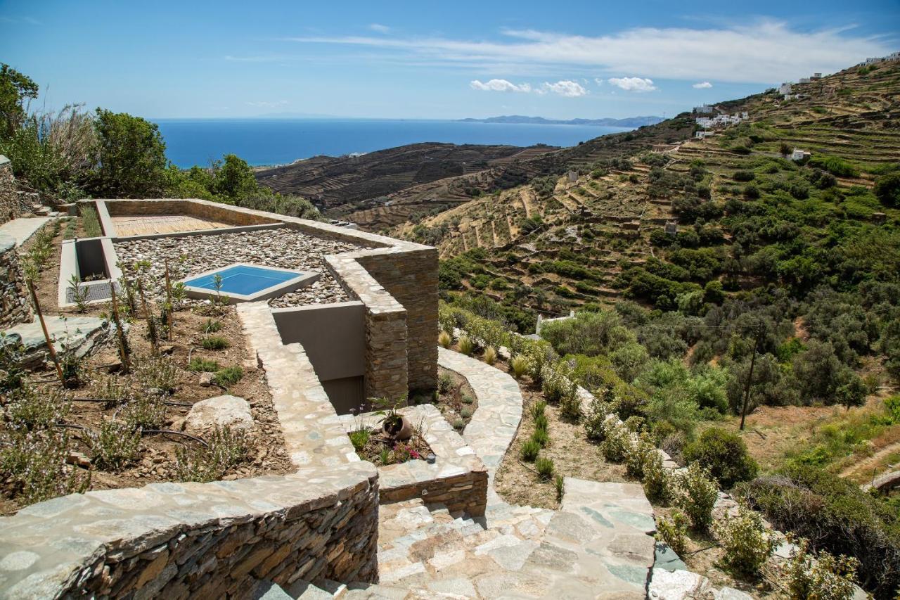 Tinos Dove * Triandaros (Tinos)